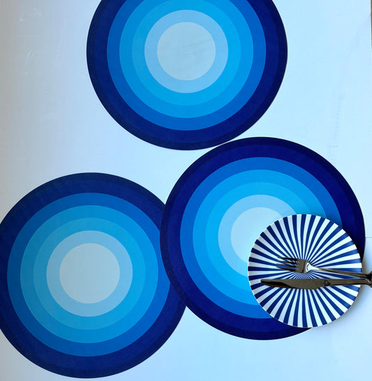 Turquoise Blue Round 15'' Round Wipeable Placemats, Set of 4